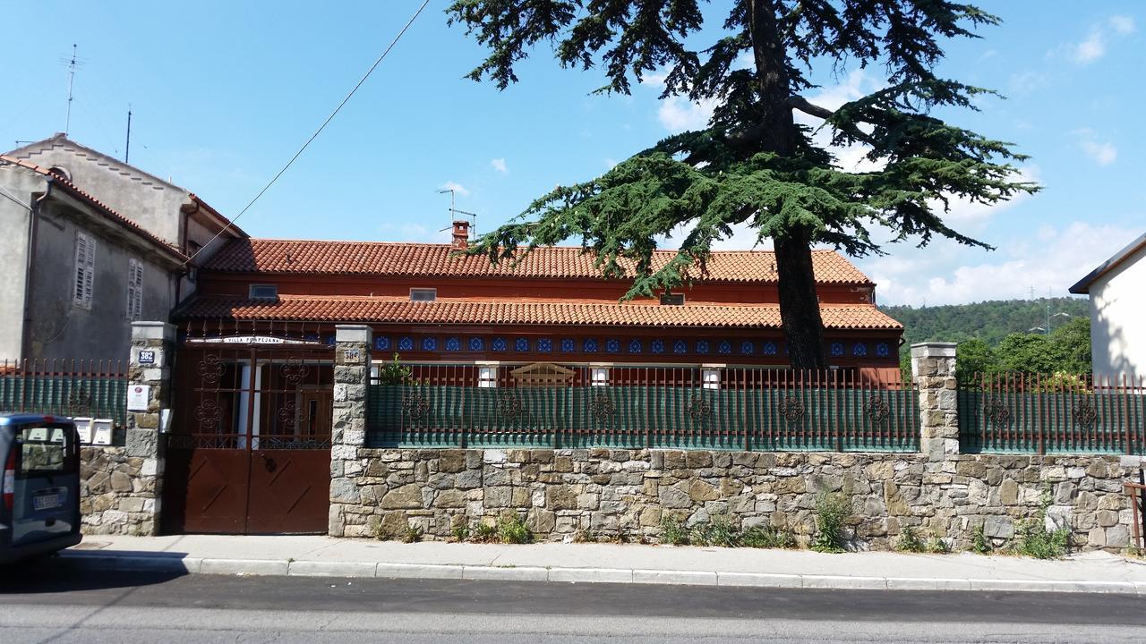 Вилла Ai Pucci Триест Экстерьер фото